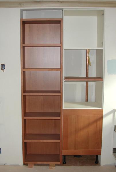 03/01 - The bookshelf in its place