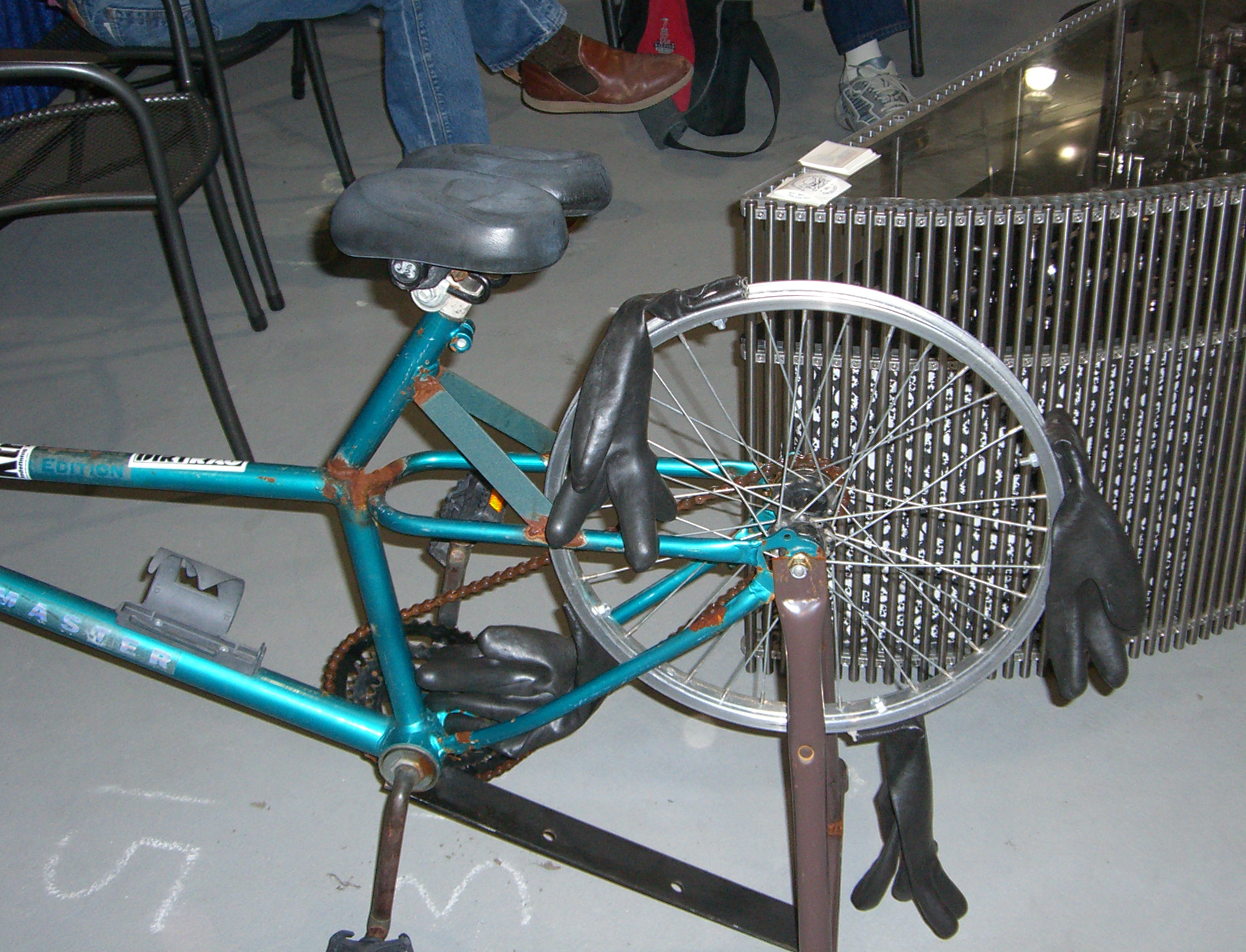 Gallery handbuilt-bikes-2007 1 of 38 spanking-machine.jpg.